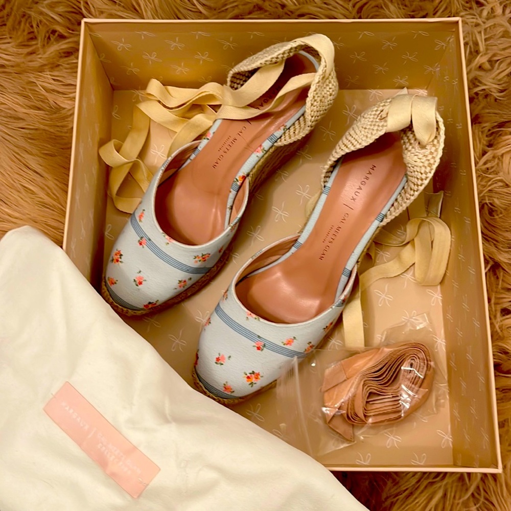 NWT Gal Meets Glam Marguax Espadrilles